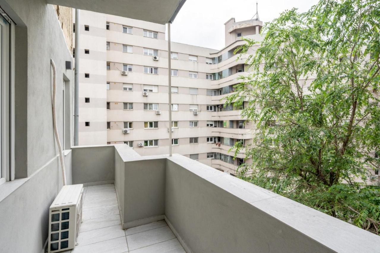 Relax Apartament In Piata Universitatii Bukares Bagian luar foto